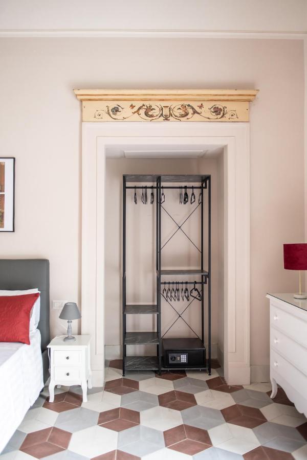 Foriart Relais Hotel Наполи Екстериор снимка
